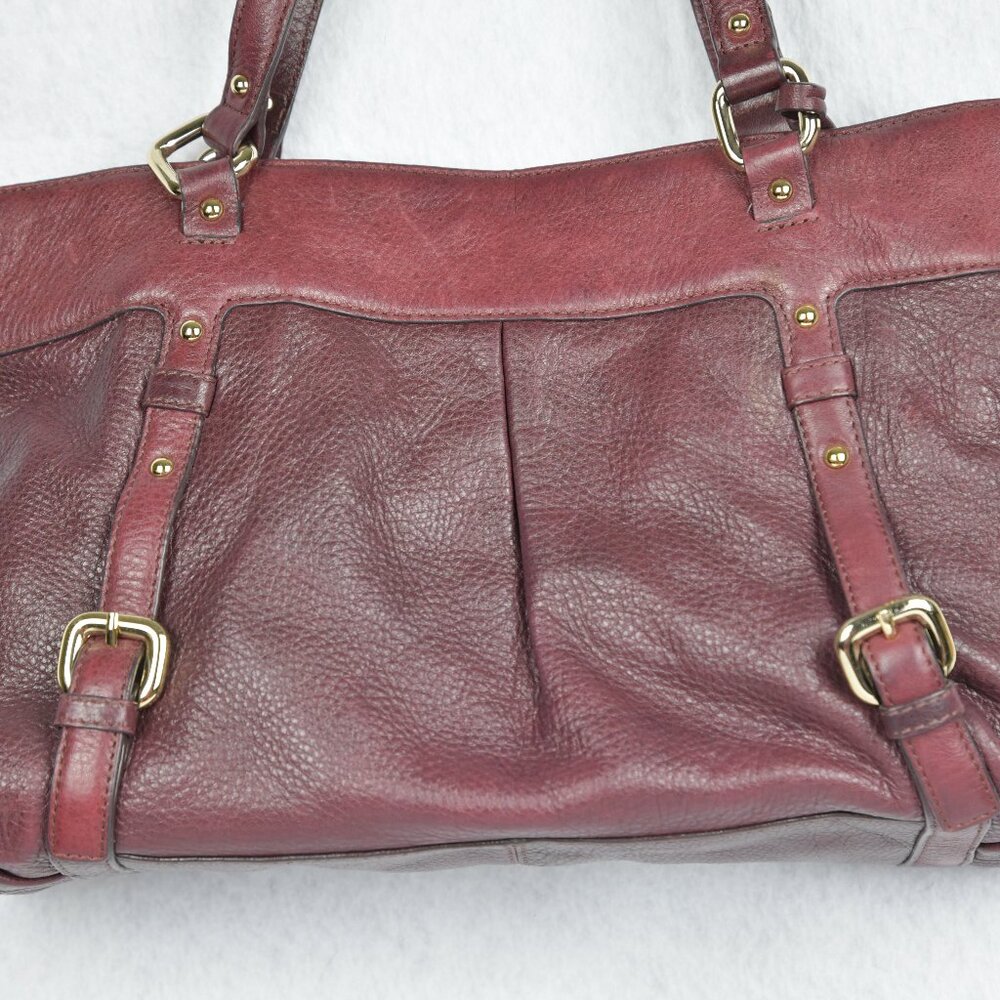 Etienne Aigner Burgundy Leather Shoulder Bag - Picture 4 of 9